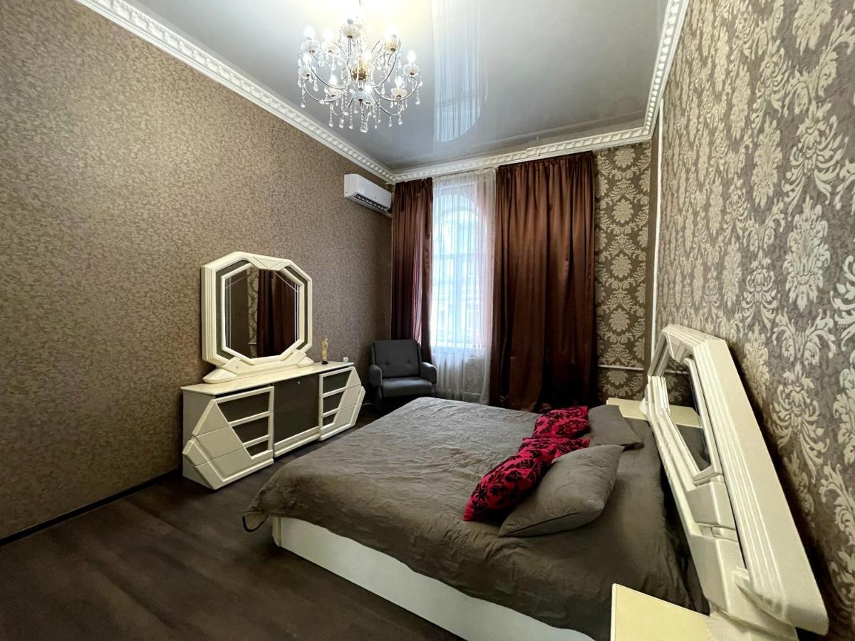 Amazing Heart Of Kiev Apartment Ngoại thất bức ảnh