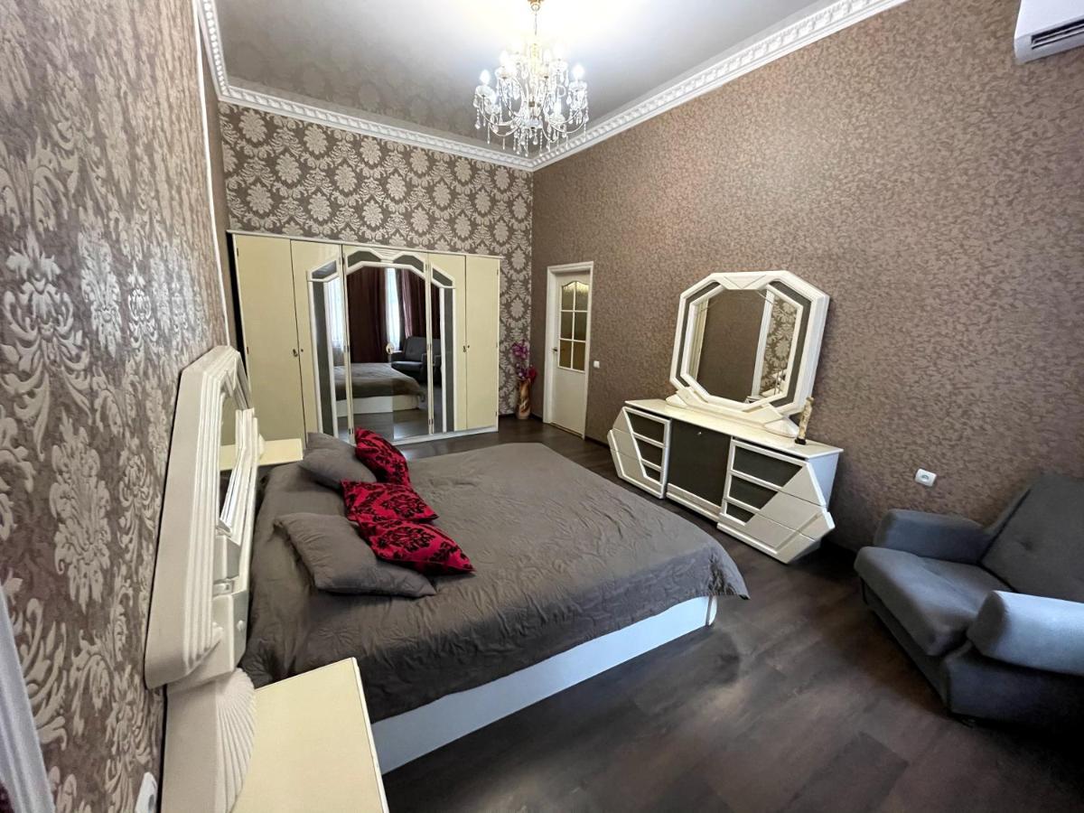 Amazing Heart Of Kiev Apartment Ngoại thất bức ảnh