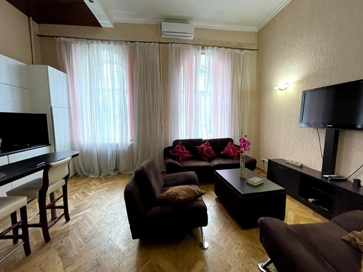 Amazing Heart Of Kiev Apartment Ngoại thất bức ảnh