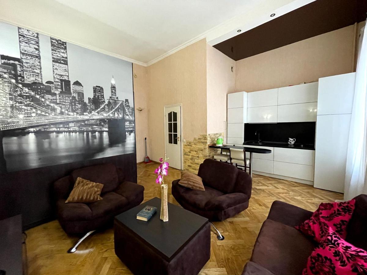 Amazing Heart Of Kiev Apartment Ngoại thất bức ảnh
